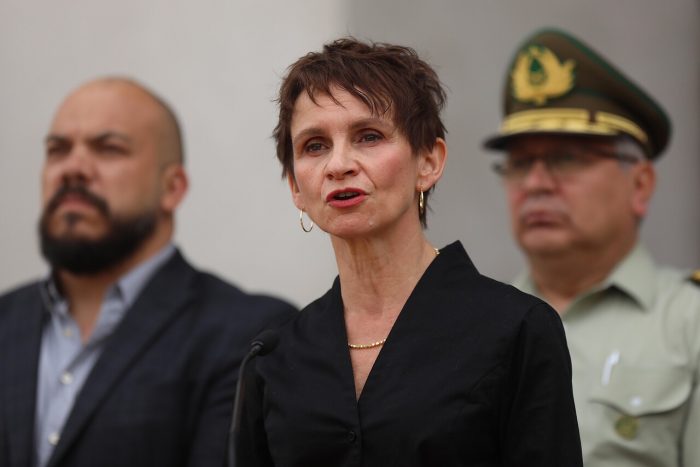 Ministra Tohá asistirá a funeral de sargento Retamal y aborda críticas de su padre: «No va a haber vacilación de dar seguridad a la población»