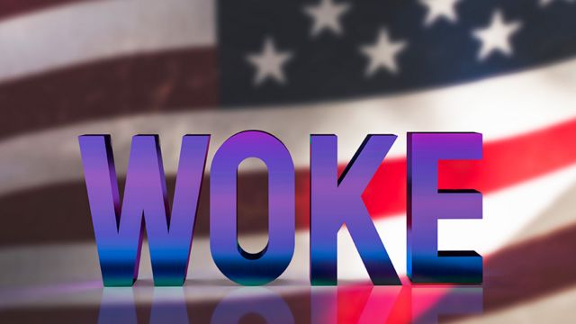 Qué es «woke» y por qué este término ha generado una batalla cultural y política en EE.UU.