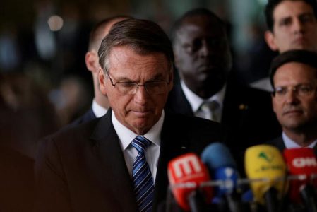 Trama golpista buscó imponer una "dictadura" en Brasil dice juez en inicio de juicio a Bolsonaro