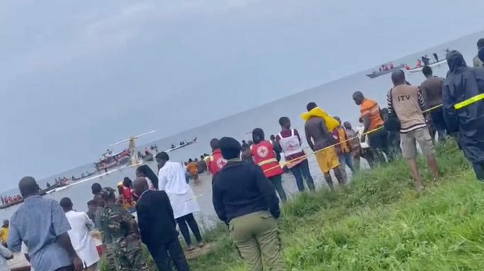 Un avión de pasajeros se estrella en el lago Victoria en Tanzania