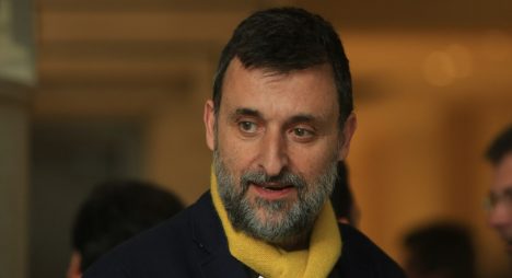 Señalan al escritor Cristian Warnken como alternativa para el Ministerio de las Culturas