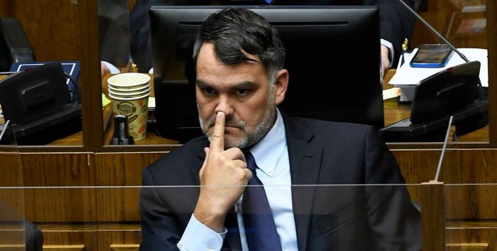 Tras nombramiento de Valencia, presidente de la UDI desactiva acusaciones constitucionales contra el Gobierno