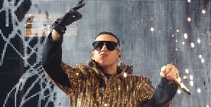 Sernac presentará demanda contra productora de Daddy Yankee y ésta responde: «Expondremos argumentos legales»