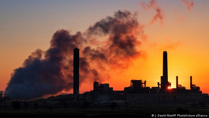 Emisiones de CO2 de origen fósil batirán récords en 2022