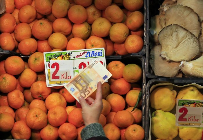 La inflación interanual de España baja al 7,3% en octubre