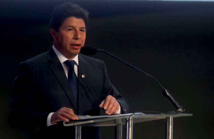 Congreso peruano da primer paso para denuncia constitucional contra Presidente Castillo