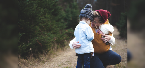 ¿Con quién deben pasar el 18 los hijos de padres separados? Cuidado personal y régimen de visitas