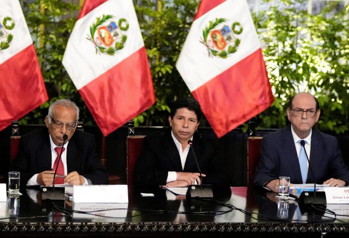 Primer ministro de Perú renuncia luego de que Congreso rechazara voto de confianza