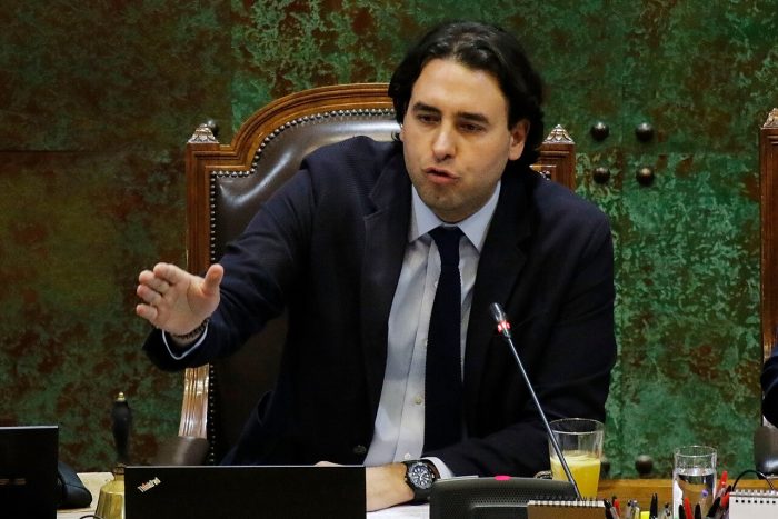 Diputado Mirosevic (PL) presentó propuesta de sanciones para “imponer orden y respeto” en la Cámara
