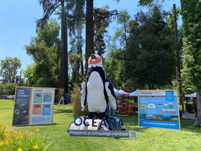 Con pingüino de Humboldt gigante y especial interactivo, Oceana se presenta en Festival de la Naturaleza