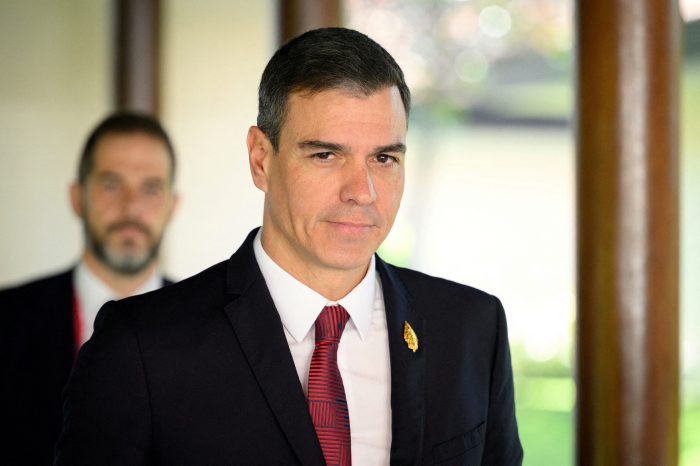 Interceptan un sobre con material explosivo dirigido al presidente del gobierno español, Pedro Sánchez