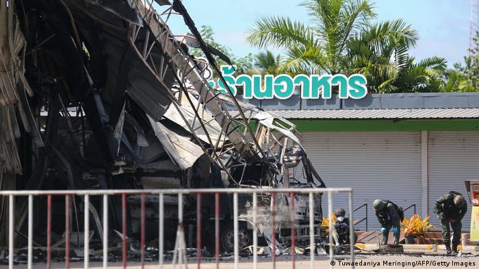 Al menos tres muertos al estallar una bomba en conflictivo sur de Tailandia
