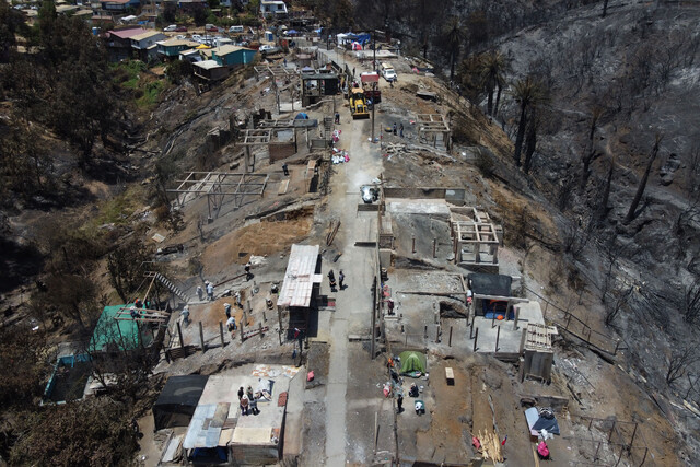 El incendio y la deuda permanente de Chile con los sectores populares y sus barrios