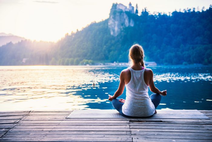 Yoga y autoconocimiento para una vida saludable