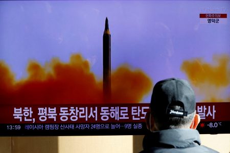 Corea del Norte condena captura de Maduro en medio de ensayos de lanzamientos de misiles