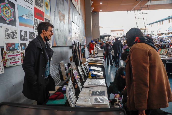 Feria Kontrabando en Plaza La Paz