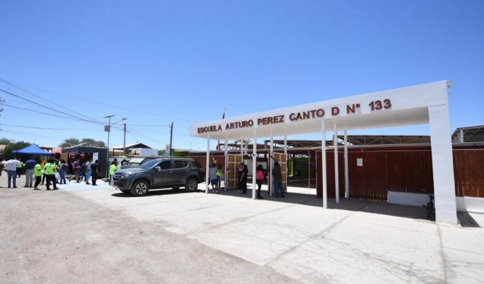 Escuela básica de María Elena contará con cabina fotovoltaica como punto de encuentro para emergencias