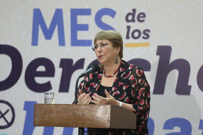 Michelle Bachelet dice estar disponible para contribuir en nuevo proceso constituyente, pero matiza: «De qué manera (…) lo decidiré en el futuro»