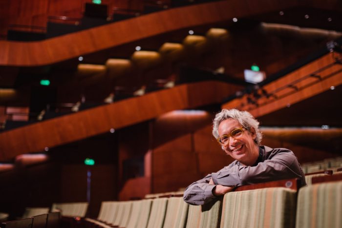 Compositor Sebastián Errázuriz recibe el Premio a las Artes Escénicas Nacionales: «Es un premio a la ópera chilena»