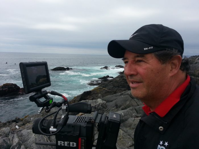 Cineasta Luis R. Vera presenta adelanto de su nuevo documental sobre Valparaíso