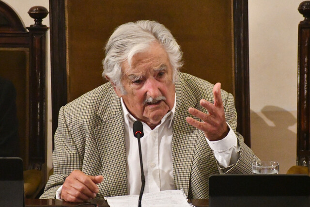 José «Pepe» Mujica: «Cuando les metes la mano para cobrarles impuestos a los poderosos, ¡mamma mía!, cómo corcovean» 
