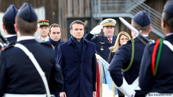 Francia aumentará su gasto militar un tercio en el período 2024-2030