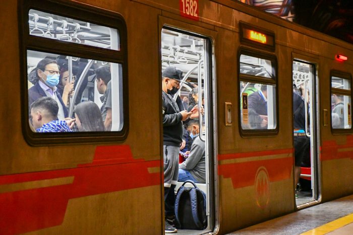 Metro de Santiago informa suspensión del servicio en parte de la Línea 5 por persona en la vía