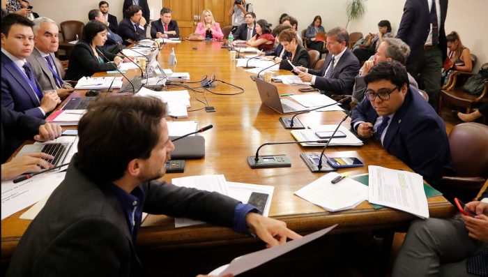 Diputados ingresaron más de 200 indicaciones a reforma que habilita proceso constituyente