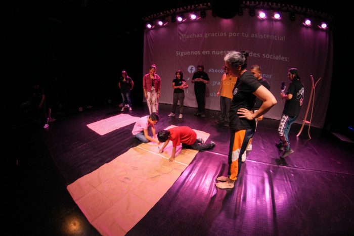 Proyecto de artes escénicas itinerantes “Teatro, danza y marionetas a tu puerta”