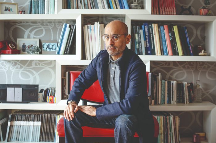 El escritor peruano Gustavo Rodríguez gana el XXVI Premio Alfaguara de novela por «Cien cuyes»