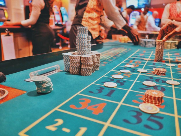 Ingresos de los casinos bajan un 10,3% en el 3er trimestre respecto a la época prepandémica