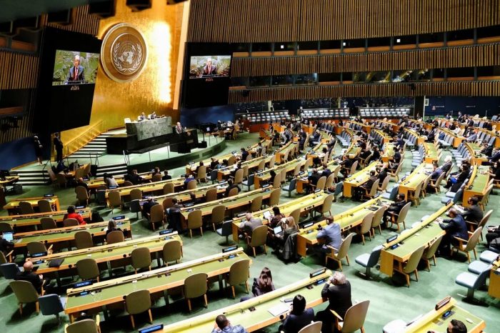 Chile y otros países denuncian represalias de Israel contra Palestina tras voto en la ONU