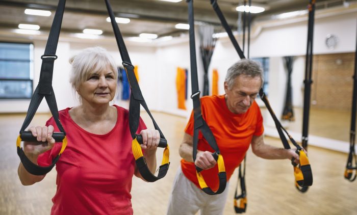 Personas mayores: ejercicio físico multicomponente y estructurado para elevar su calidad de vida