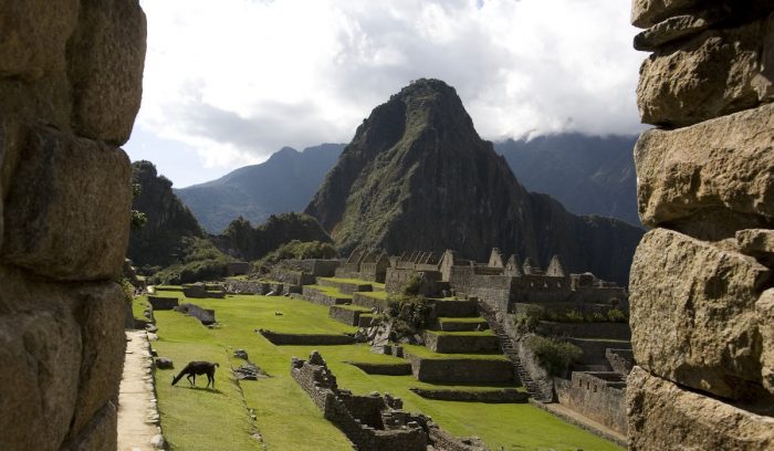 Machu Picchu reabre tras ola de protestas en Perú