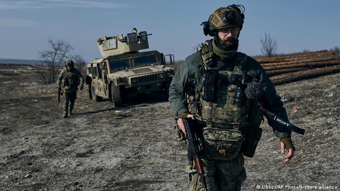 Ucrania advierte de una situación “complicada” ante el avance ruso en Bajmut