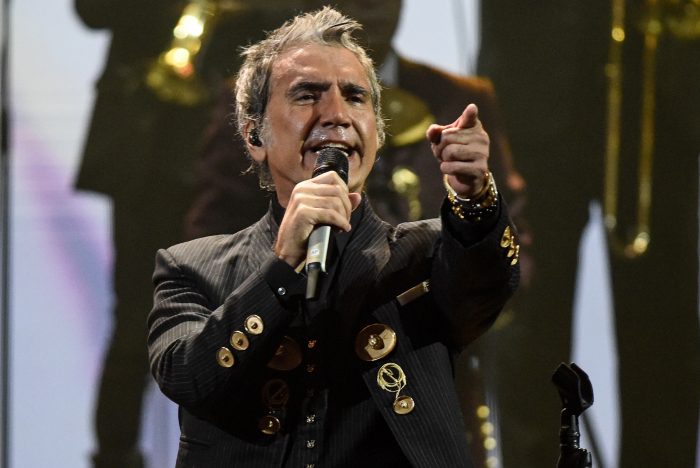 Tras críticas en Viña 2023: cambian la controversial letra de “Mátalas” cantada por Alejandro Fernández