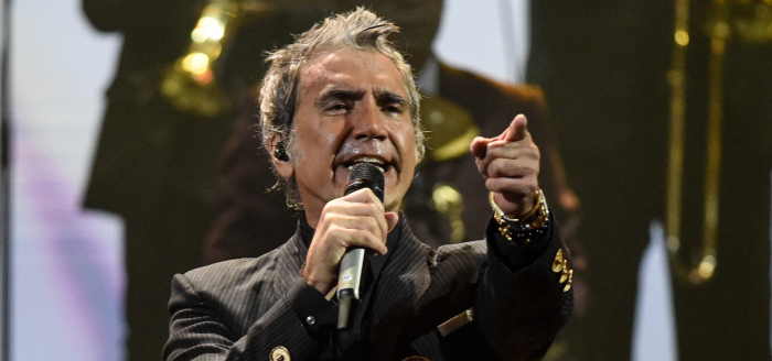 Critican presentación de Alejandro Fernández en Viña 2023 por interpretar canción “Mátalas”, la que haría apología a femicidios