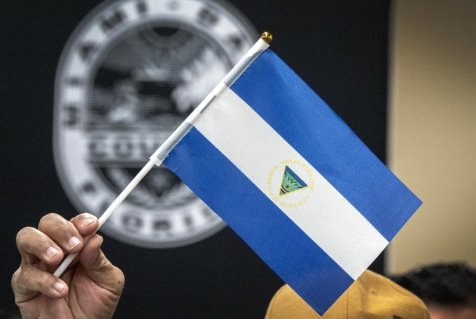 Gobierno ofrece residencia y nacionalidad a expatriados de Nicaragua