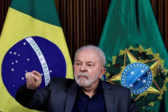 Brasil: Lula admite posibilidad de disputar la reelección en 2026