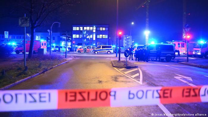 Al menos seis muertos y 30 heridos en un tiroteo en una iglesia en Hamburgo