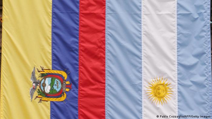 Ecuador expulsa a embajador de Argentina tras fuga de exministra a Venezuela