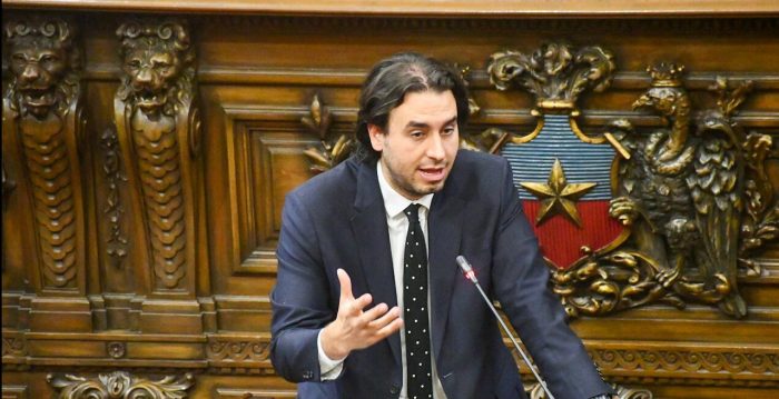 Diputado Vlado Mirosevic presentará propuesta de sanciones económicas por atrasos de parlamentarios el miércoles 