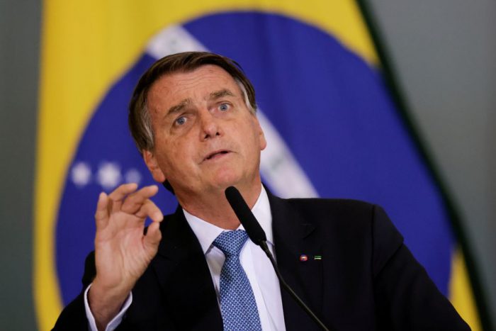 Jair Bolsonaro regresa a Brasil después de tres meses en Estados Unidos