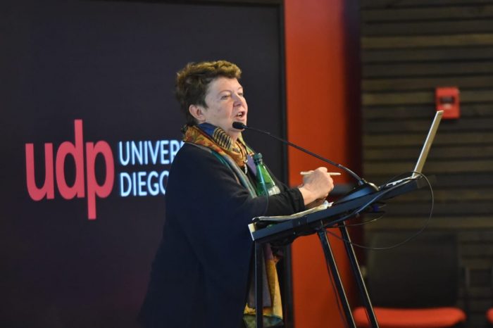 Politóloga italiana Donatella della Porta: “Los movimientos sociales pueden salvar la democracia”