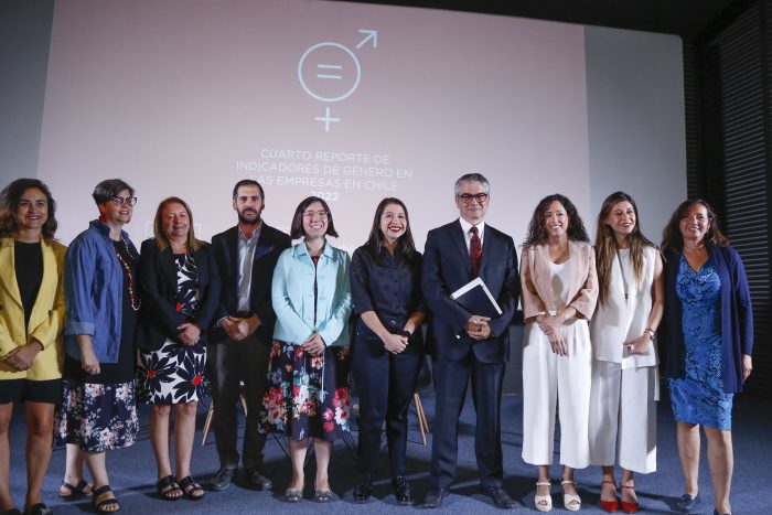 Estudio demuestra un aumento en la participación de mujeres en los directorios de empresas en Chile