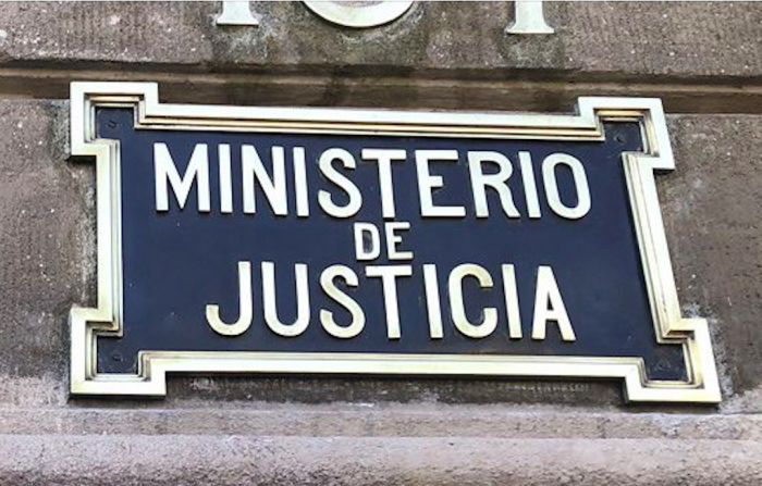 CDE asumirá representación del Ministerio de Justicia ante el TC por indultos presidenciales