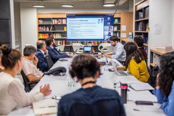 Ministerio de Ciencia inicia discusión sobre los alcances socioculturales y éticos de la Inteligencia Artificial en Chile