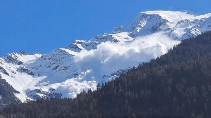Hallado un sexto cadáver tras una avalancha en los Alpes franceses