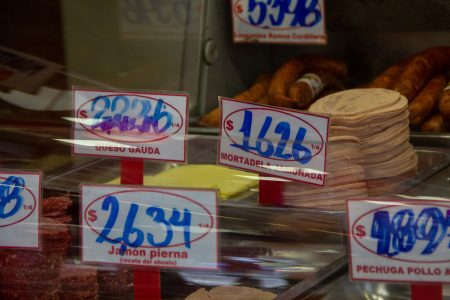 Inflación menor a la esperada pero no se movió: IPC de febrero registró variación de 0,0%