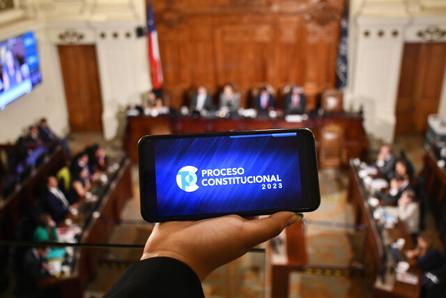 Comisión Experta dividida por subsidiariedad antes del ingreso de enmiendas a propuesta de nueva Constitución